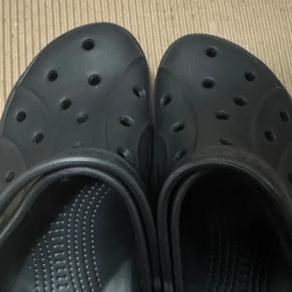 NWT CROCS Unisex Size M11 Black Ralen Clog Roomy Fit - Picture 3 of 10